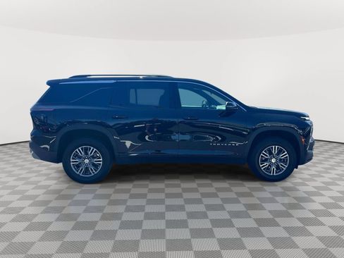 Used 2026 Chevrolet Traverse LT AWD/4WD image 4