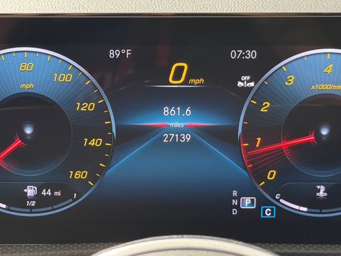 Used 2023 Mercedes-Benz CLA 250 image 23