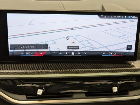 Certified 2025 BMW X7 M60i w/ Executive Package image 25