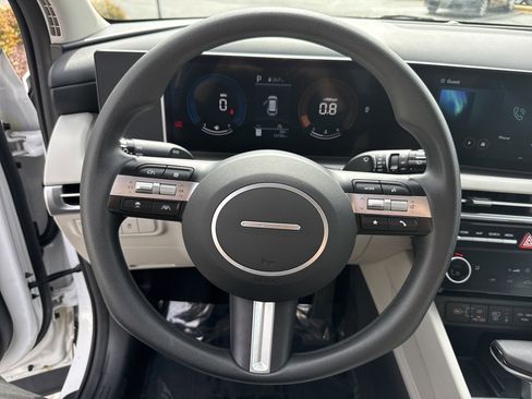 Used 2025 Hyundai Tucson SEL image 18