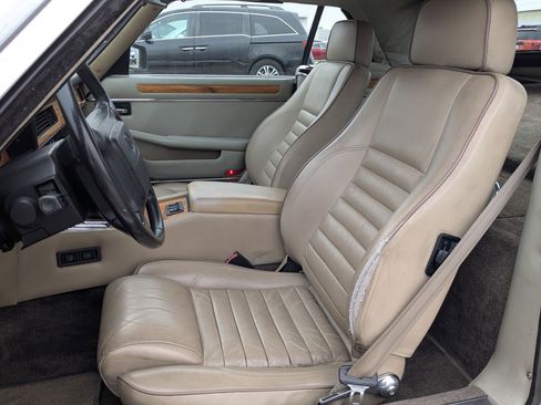 Used 1990 Jaguar XJS V12 Convertible image 29