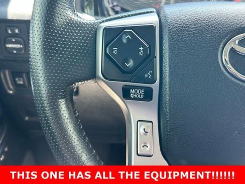 Used 2024 Toyota 4Runner Limited AWD/4WD image 21