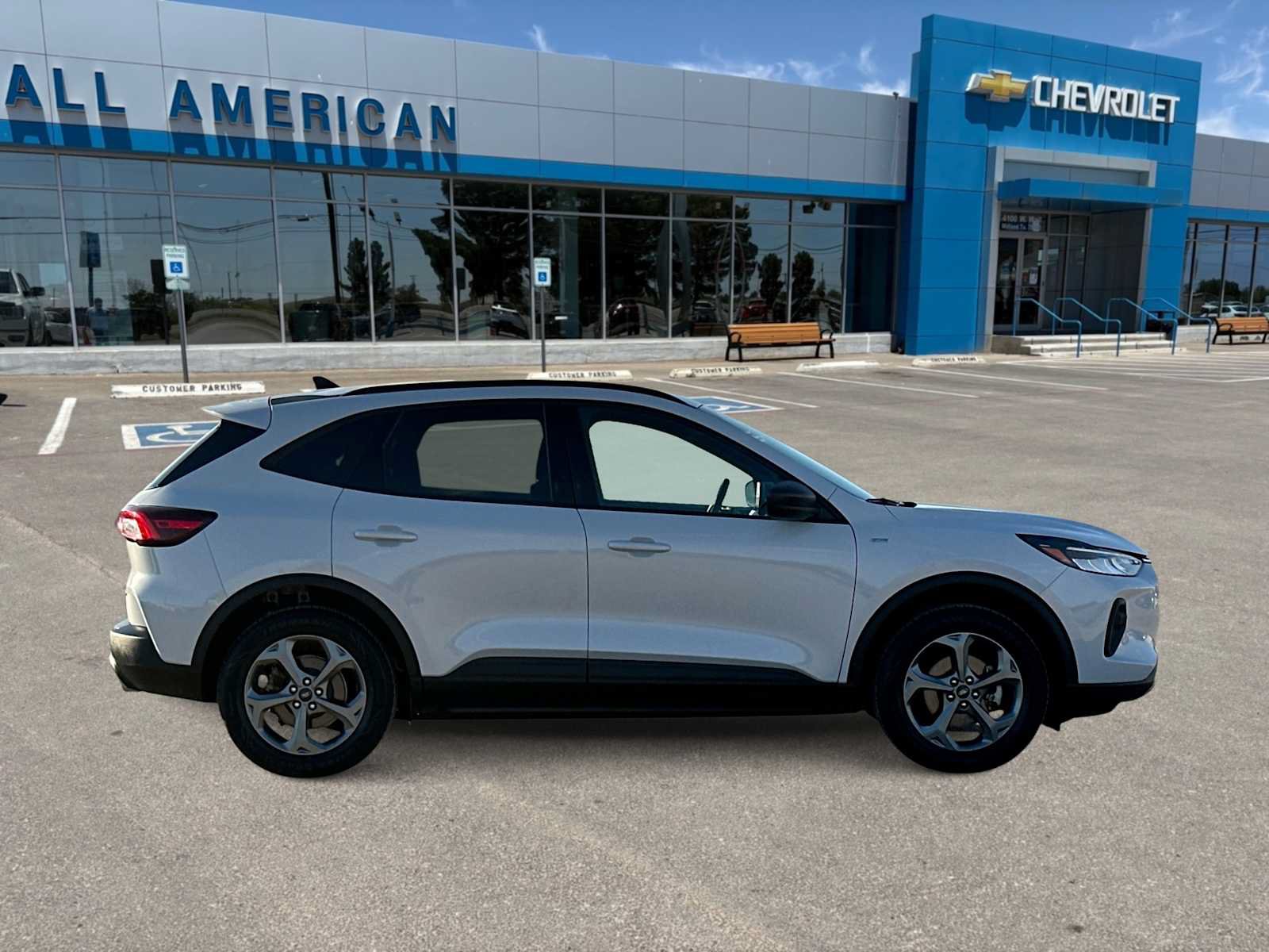 Used 2025 Ford Escape ST-Line AWD/4WD image 9