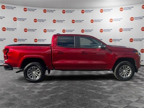 Used 2024 Chevrolet Colorado LT w/ LT Convenience Package image 6