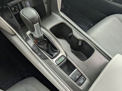 Used 2020 Honda Accord LX image 30