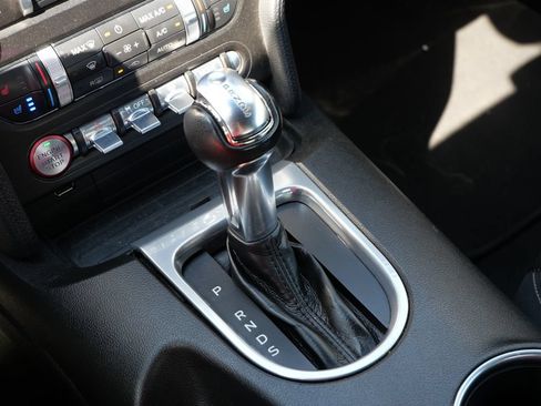 Used 2022 Ford Mustang Premium RWD image 32