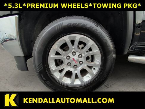 Used 2017 GMC Sierra 1500 SLE w/ SLE Value Package image 14