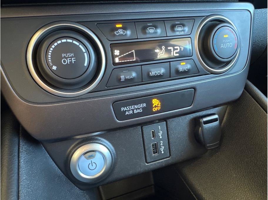 Used 2025 Nissan Leaf S FWD image 24