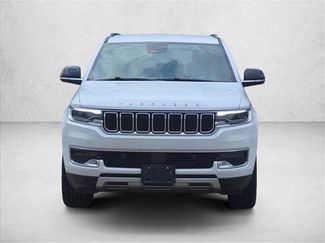 Used 2024 Jeep Wagoneer Series II w/ Flexible Seating Group AWD/4WD video 2
