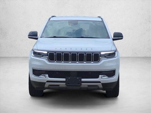 Used 2024 Jeep Wagoneer Series II w/ Flexible Seating Group AWD/4WD image 2