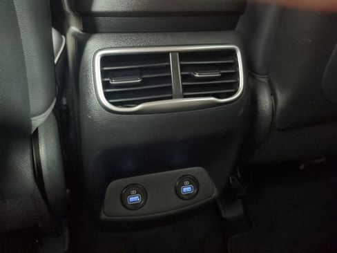 Used 2022 Hyundai Santa Fe SEL w/ Convenience + Premium Package image 17