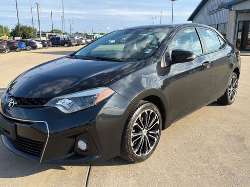 Used 2016 Toyota Corolla S FWD image 3