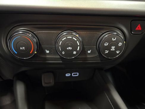 Used 2024 Chevrolet Trax RS w/ Driver Confidence Package image 15