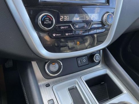 Used 2018 Nissan Murano Platinum image 30