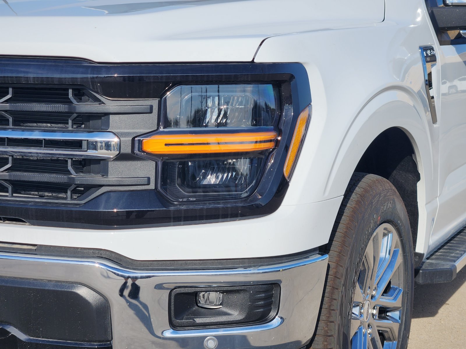 New 2026 Ford F150 XLT w/ Equipment Group 302A MID AWD/4WD image 10