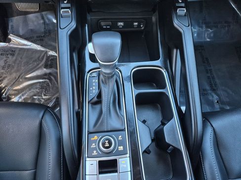 Used 2025 Kia Telluride S image 11