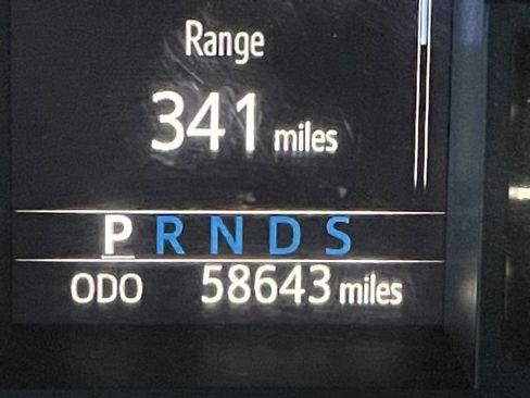 Used 2019 Toyota Tundra SR5 w/ TRD Off Road Package image 9