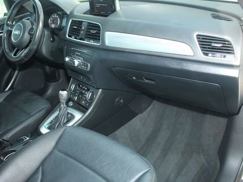 Used 2016 Audi Q3 2.0T Premium Plus image 25