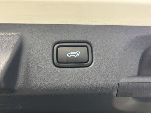 Used 2024 Hyundai Palisade Limited image 33