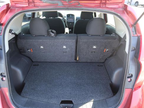 Used 2018 Nissan Versa Note SV image 6