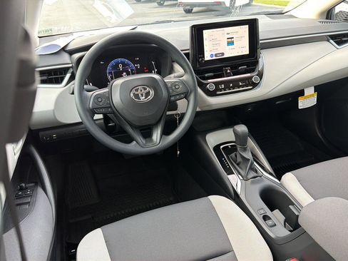 New 2026 Toyota Corolla LE FWD image 18