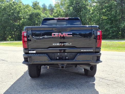 Used 2025 GMC Sierra 2500 Denali w/ Denali Reserve Package AWD/4WD image 14