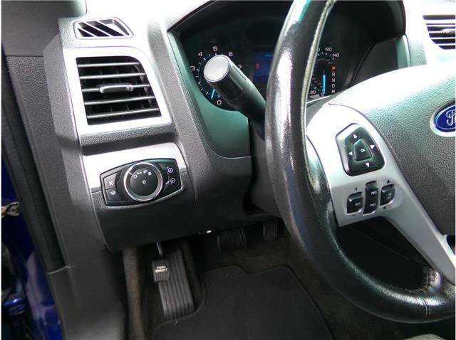 Used 2013 Ford Explorer XLT AWD/4WD image 9