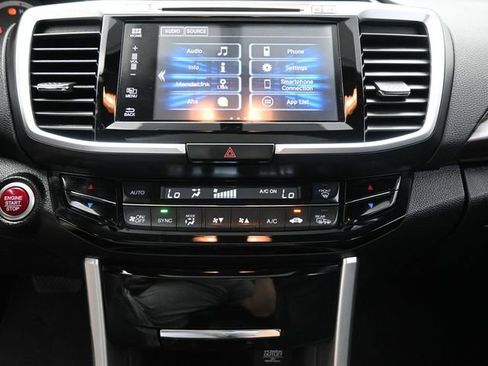 Used 2017 Honda Accord EX-L image 27