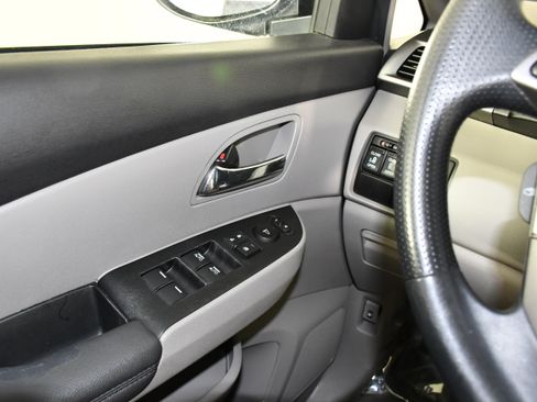 Used 2014 Honda Odyssey EX image 32