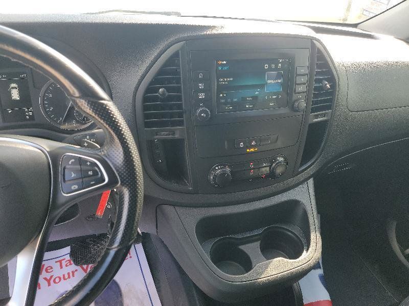 Used 2023 Mercedes-Benz Metris image 14