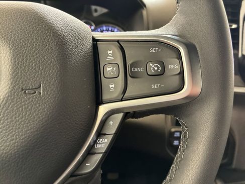 Used 2025 RAM 1500 Big Horn AWD/4WD image 23