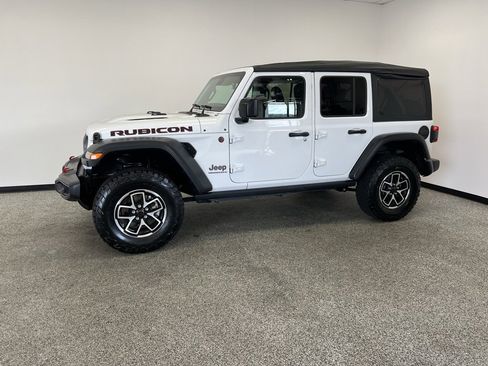 Used 2025 Jeep Wrangler Unlimited Rubicon image 20