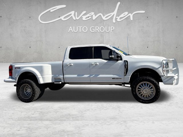 Used 2026 Ford F350 Lariat w/ FX4 Off-Road Package AWD/4WD image 17