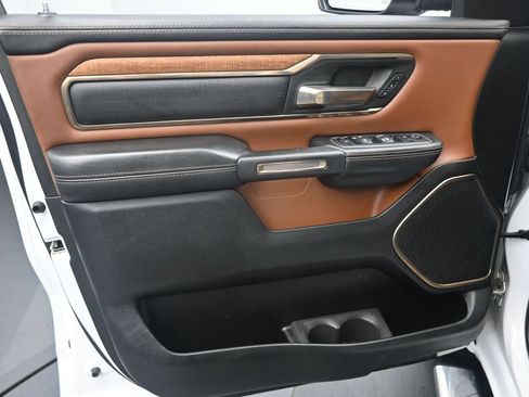 Used 2022 RAM 1500 Limited AWD/4WD image 25