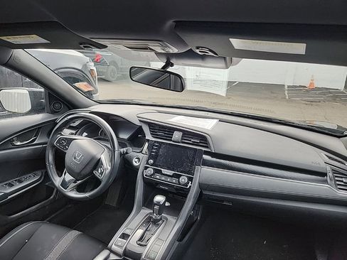 Used 2020 Honda Civic Sport image 10