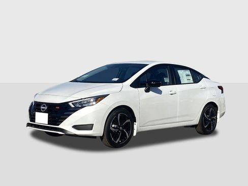 New 2025 Nissan Versa SR FWD image 1