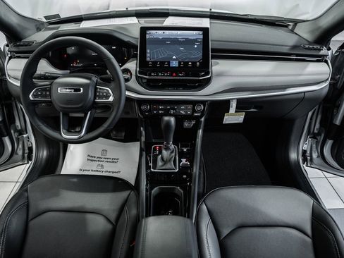 New 2026 Jeep Compass Limited w/ Sun, Sound & Navigation Group image 20