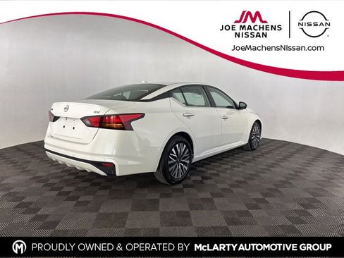 Certified 2024 Nissan Altima 2.5 SV image 6