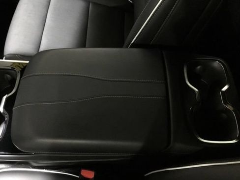 Used 2024 Buick Envision Preferred AWD/4WD image 30