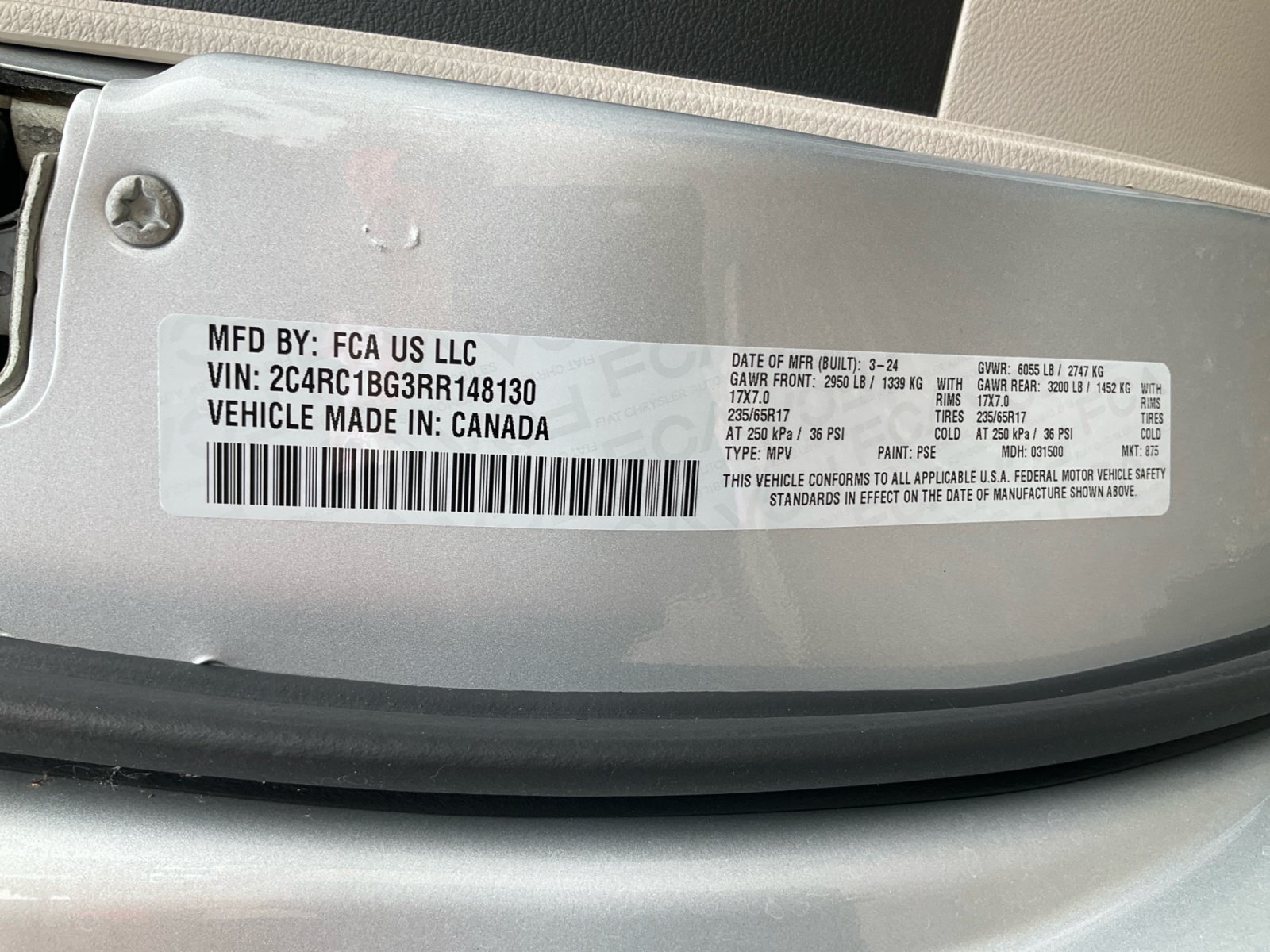 Used 2024 Chrysler Pacifica Touring-L FWD image 25
