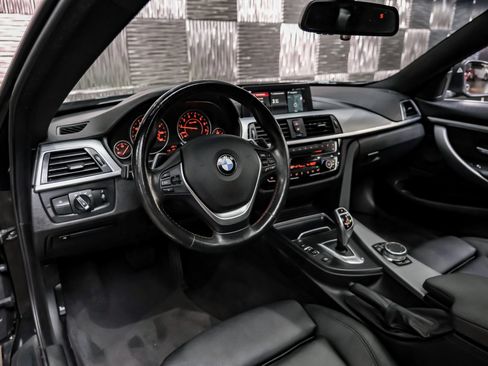 Used 2019 BMW 430i xDrive Coupe w/ Convenience Package AWD/4WD image 3
