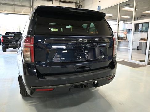Used 2021 Chevrolet Suburban Z71 w/ Luxury Package image 6