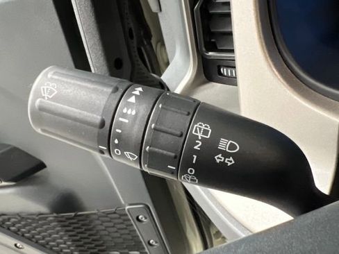 Used 2025 Ford Bronco Outer Banks image 31