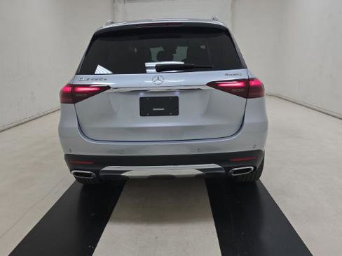 Used 2024 Mercedes-Benz GLE 450e 4MATIC w/ Driver Assistance Package image 11