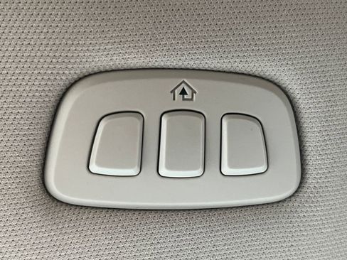 New 2026 Lincoln Corsair Premiere image 14