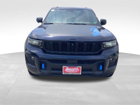 New 2024 Jeep Grand Cherokee Trailhawk w/ Luxury Tech Group III image 9
