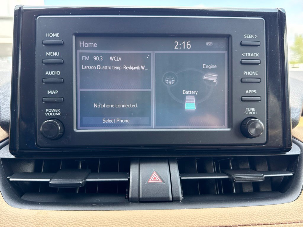 Used 2019 Toyota RAV4 LE w/ Carpet Mat Package AWD/4WD image 30