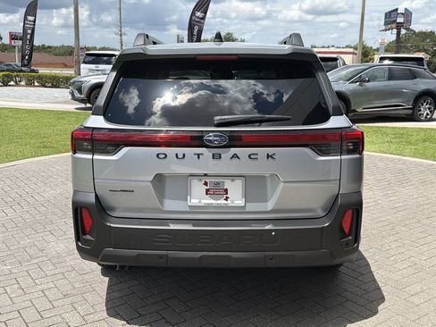 Certified 2026 Subaru Outback Limited AWD/4WD image 5