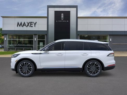 New 2026 Lincoln Aviator Reserve AWD/4WD image 3
