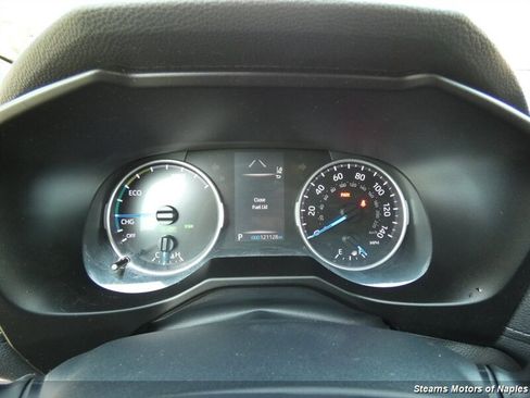Used 2019 Toyota RAV4 XLE AWD/4WD image 19